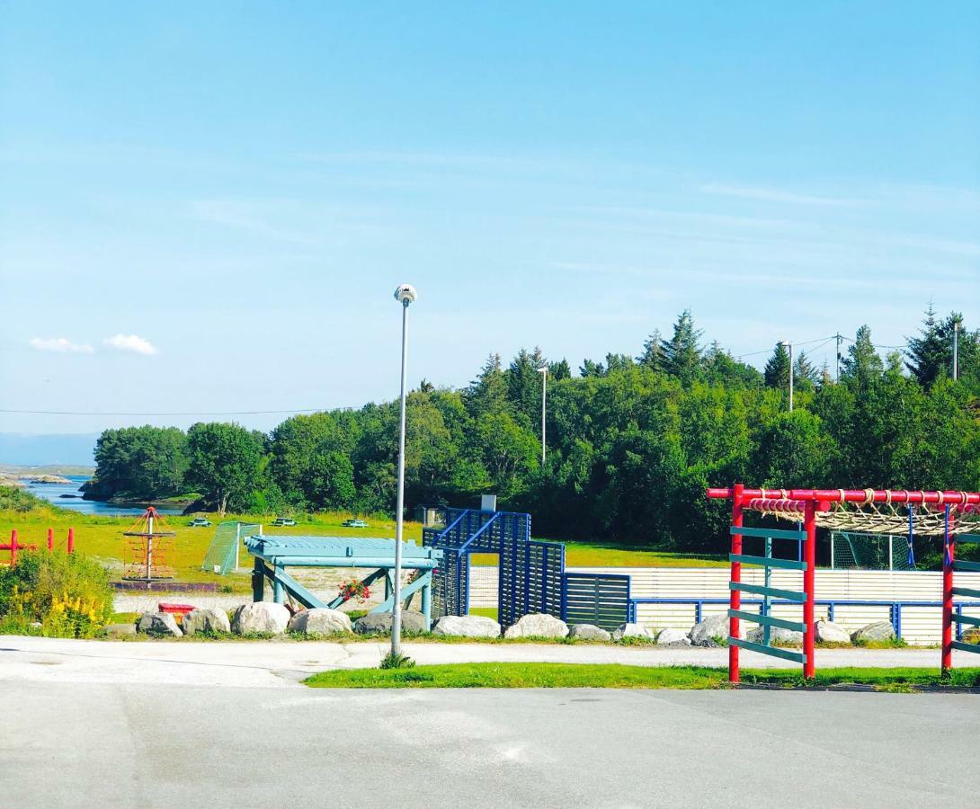 Eco Camp Norway Vandrarhem Smola Exteriör bild